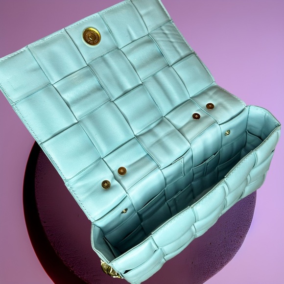 NEW Luxe Sky Blue Woven Vegan Leather Goldtone Chain Top Handle / Shoulder Bag - Picture 14 of 16